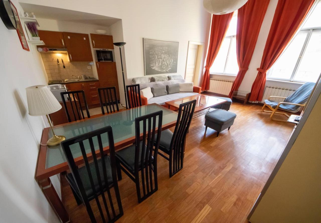 Autentic Apartments Platnerska Prague Exterior photo