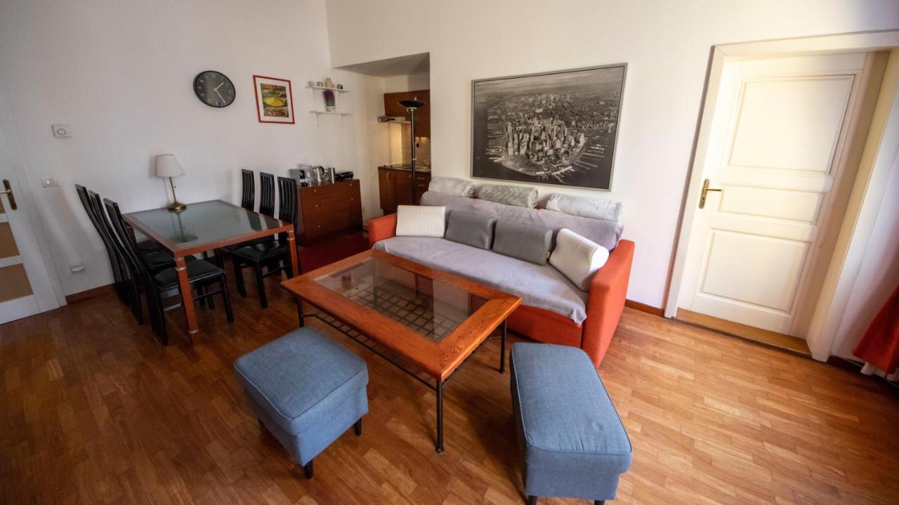 Autentic Apartments Platnerska Prague Exterior photo