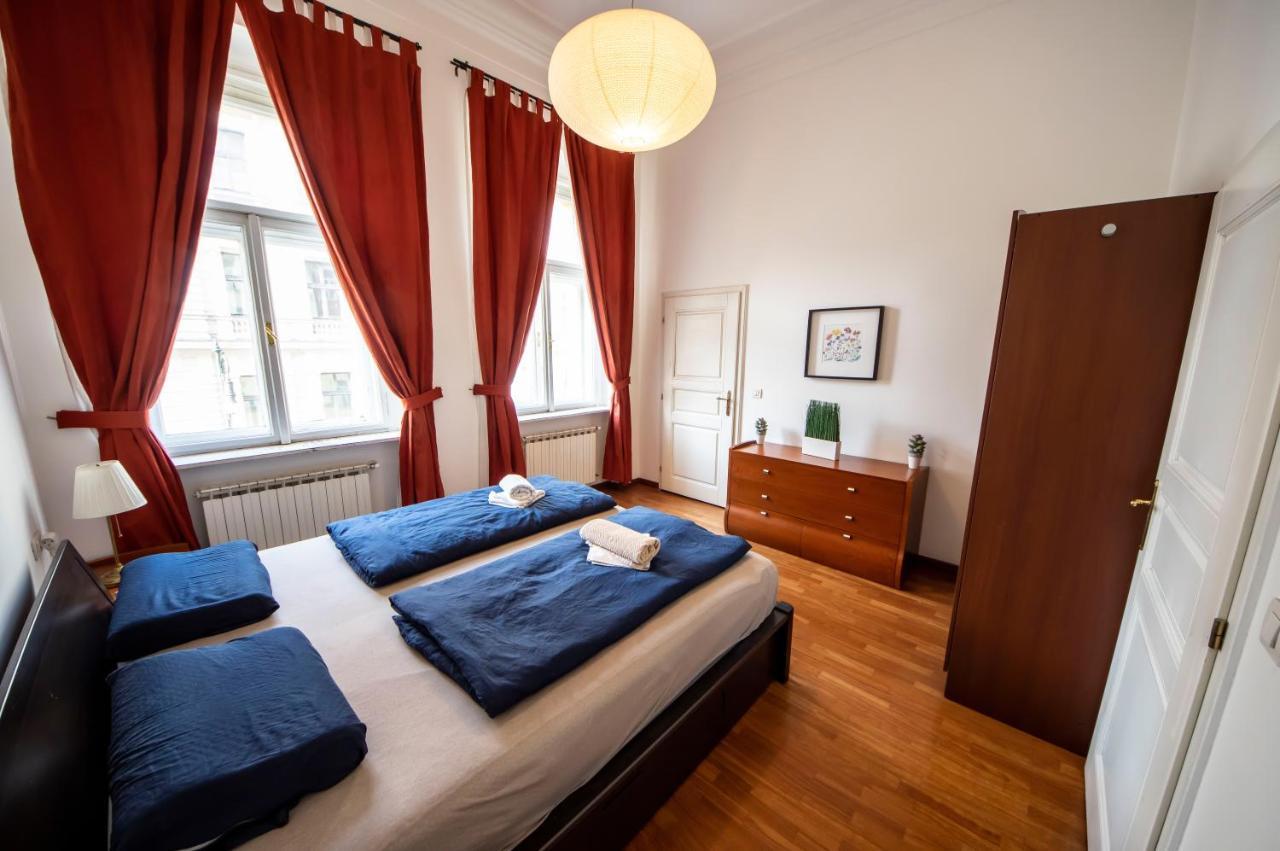 Autentic Apartments Platnerska Prague Exterior photo
